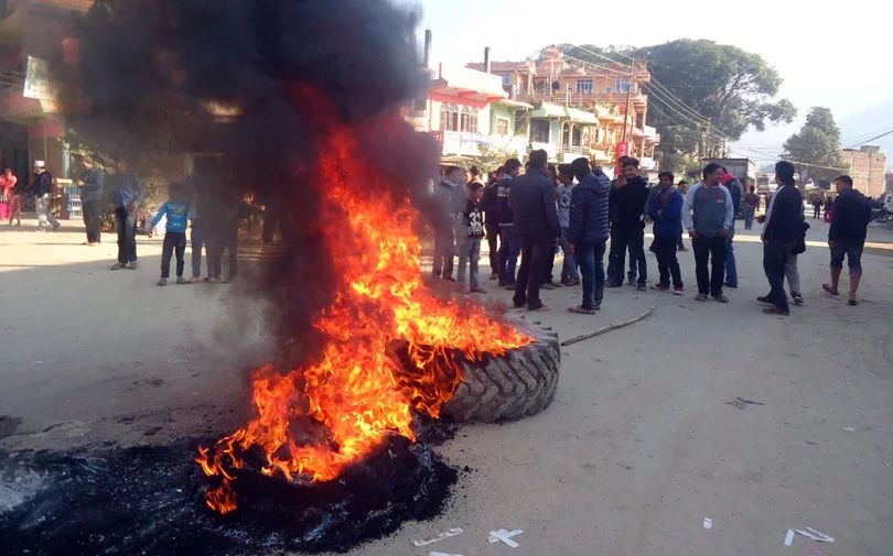 माओवाद के रास्ते पर जा सकते हैं मधेशी - नेपाल के पूर्ण गणतंत्र बनने में रोड़ा बन सकता है मधेशियों का अधिकार