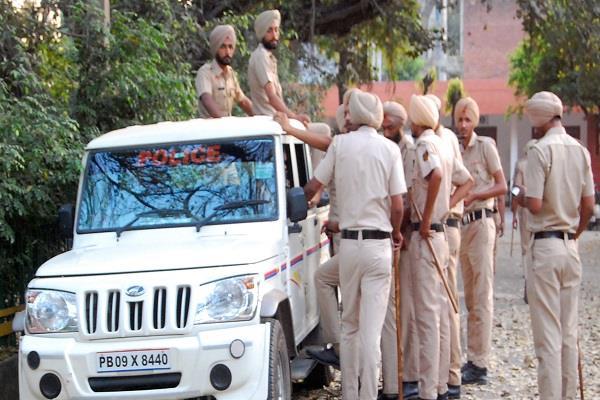 भारत बंद को लेकर पुलिस ने शहरी जोन में किया फ्लैग मार्च