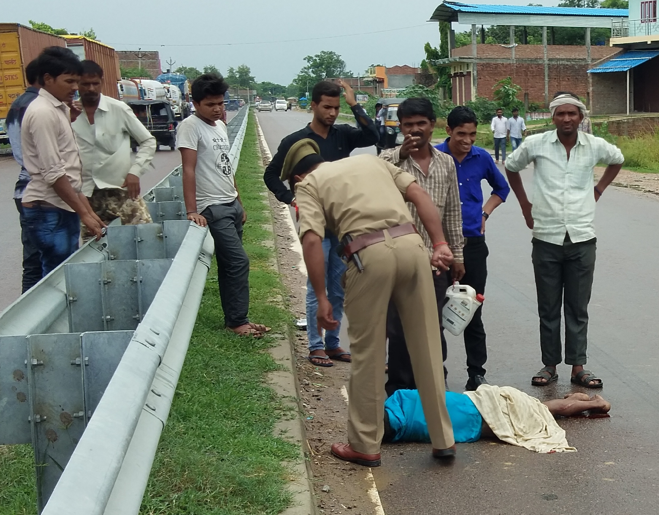 अज्ञात साईकिल सवार व्यक्ति को जीप ने मारी ठोकर ,मौत 