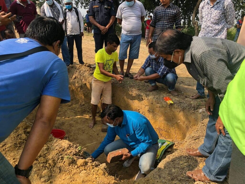 भैरहवां: श्मशान घाट को सुन्दर और व्यवस्थित बनाने में जुटे सामाजिक संगठन