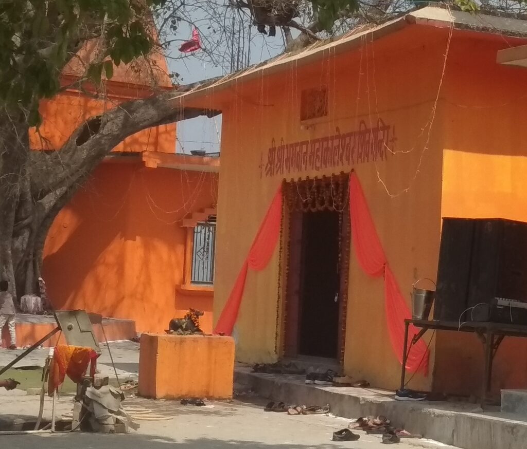 मां चंचाई मंदिर में लगी शिव भक्तों की भारी भीड़, कल होगा भंडारा