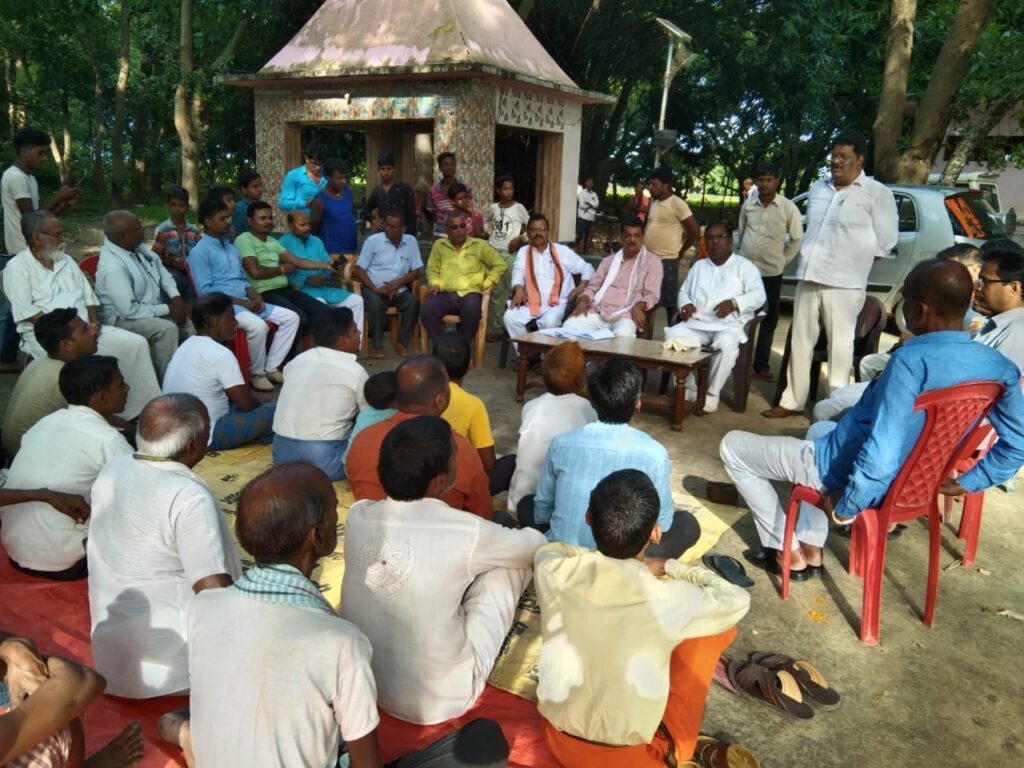 लक्ष्मीपुर बूथ सत्यापन कार्य: जनता की सेवा के लिए 24 घंटे मौजूद हूं-- अशोक जायसवाल