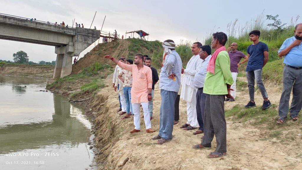 सोनौली- शिवम त्रिपाठी ने छठ घाट का किया निरीक्षण, तैयारी शुरू