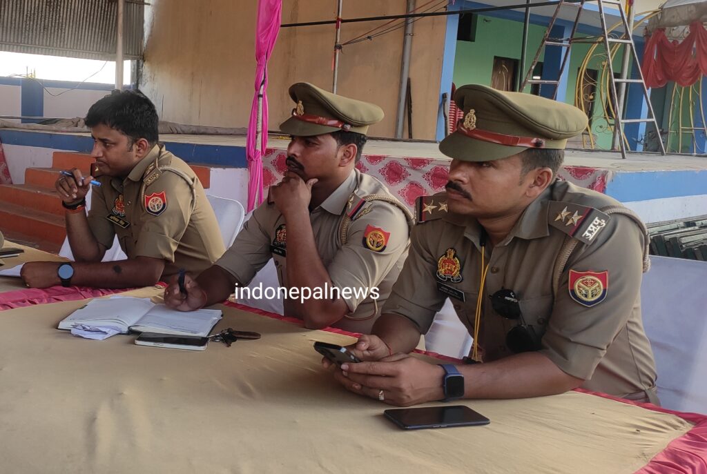 सोनौली बॉर्डर: ग्राम सुरक्षा समिति की हुई बैठक,पुलिस ने दी कई अहम जानकारियां