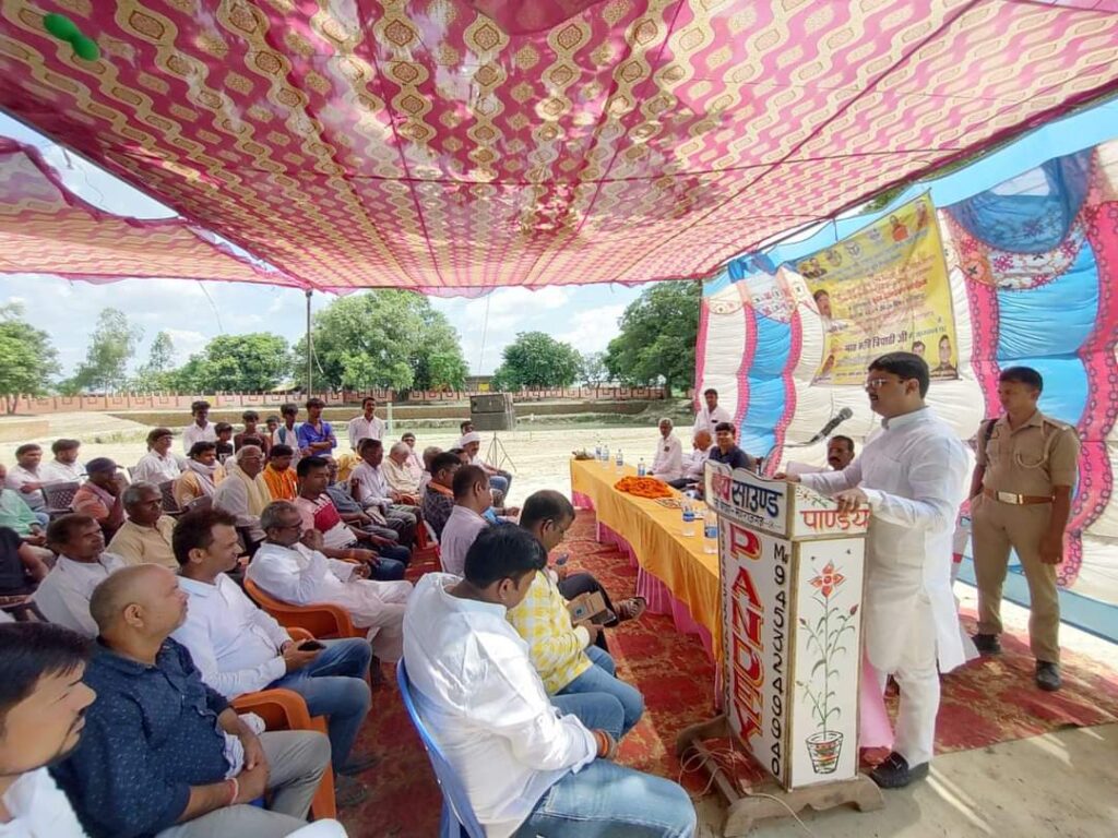 विधायक ऋषि त्रिपाठी का क्षेत्र में लगातार भ्रमण,जनसंपर्क चर्चा का विषय