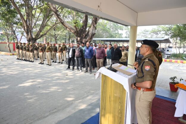 सुशासन दिवस: अटल जी के जीवन से हमें लेनी चाहिए प्रेरणा —एसपी महराजगंज